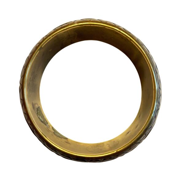 Brass bangle bracelet vintage 1970's domed embossed retro Boho hippie chic - Picture 5 of 7